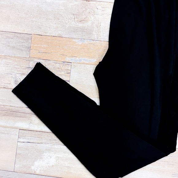 GUESS Black High-Rise Leggings with Sheer Mesh Side Panels | Medium - Picture 9 of 9